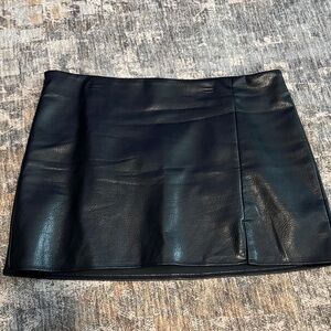 Old Navy Black Mini Skirt